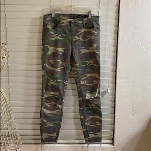 Camo jeans